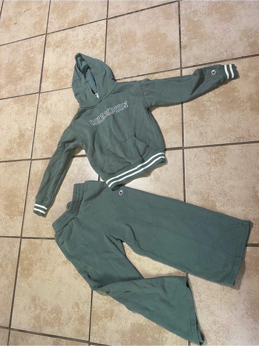 Champion Kids Sage Green Wide-Leg Sweatpants outfit. 2 piece